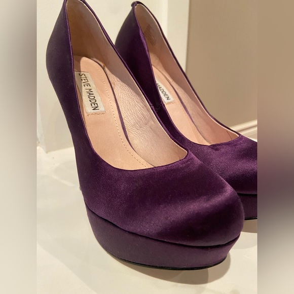 LAST CHANCE! Steve Madden Sky High Purple Platforms - Picture 2 of 11